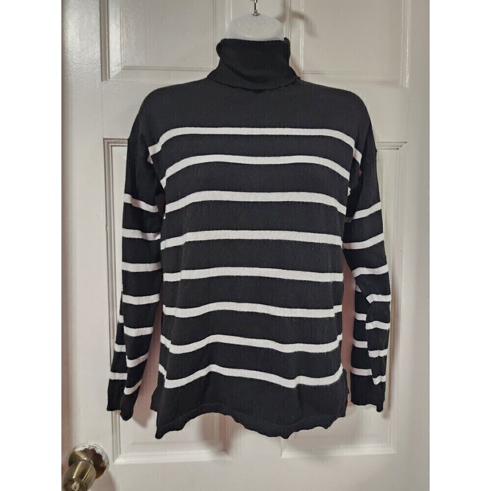 Primark Women's Fitted Long Sleeve Turtleneck Top Black and White
